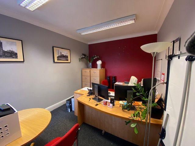 Property photo 2 of 6
