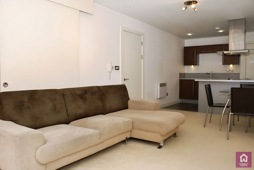 Property photo 2 of 10 Picture No. 18