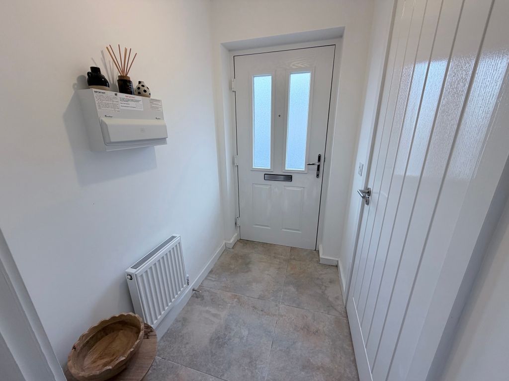 Property photo 3 of 34