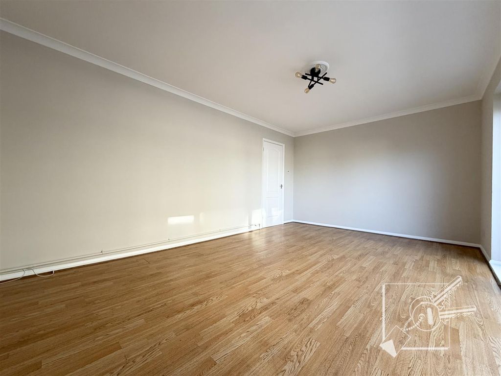 Property photo 3 of 13 Living Room