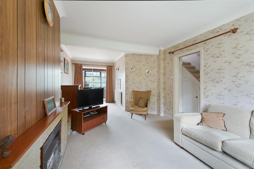 Property photo 3 of 22 The Readens,8 (17).Jpg