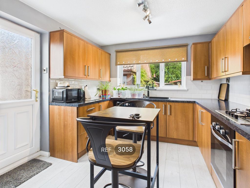 Property photo 2 of 37 Kitchen