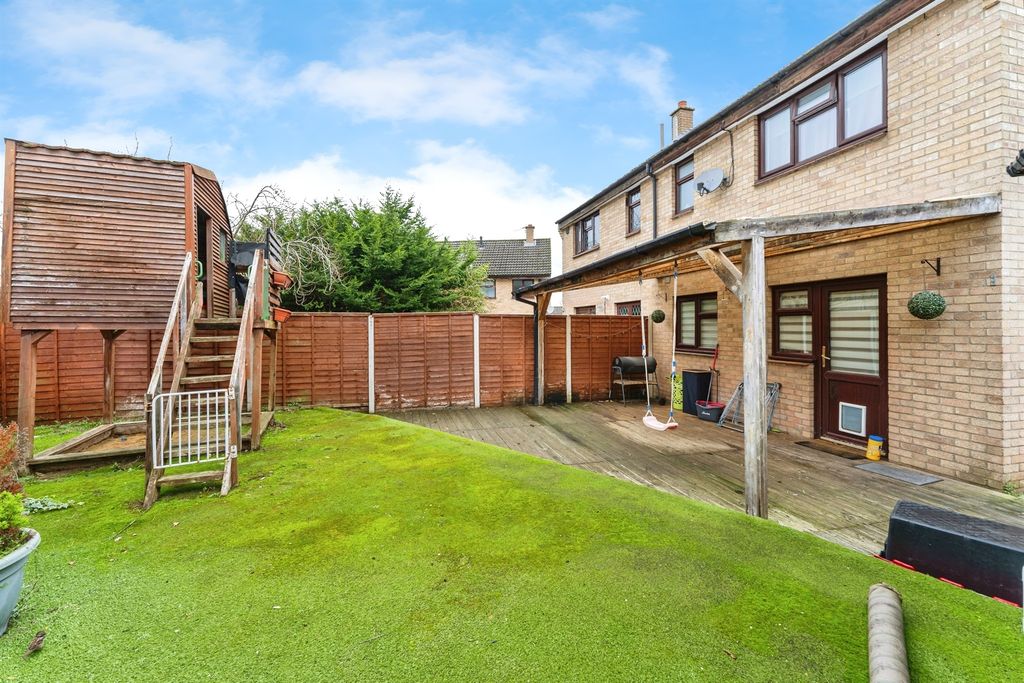 Property photo 2 of 15