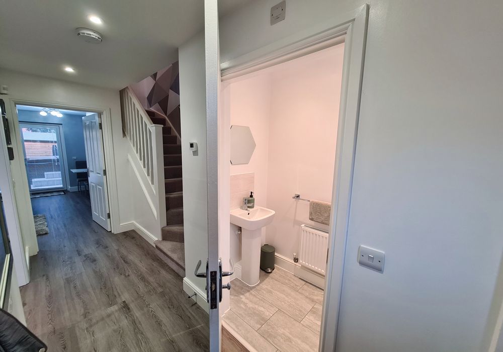 Property photo 3 of 27