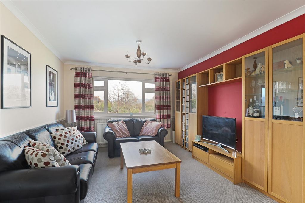 Property photo 3 of 21 P34.Jpg