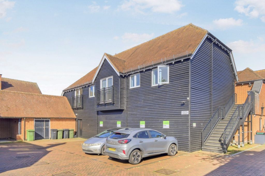 Property photo 1 of 15 Front View