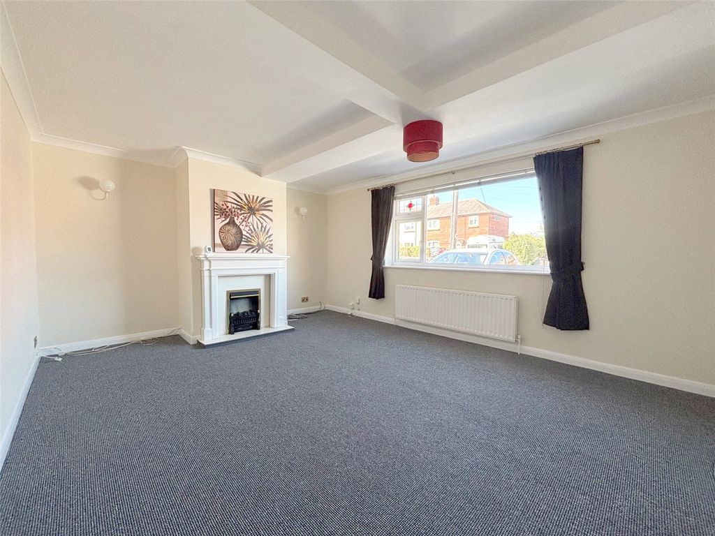 Property photo 2 of 8 Picture No. 06