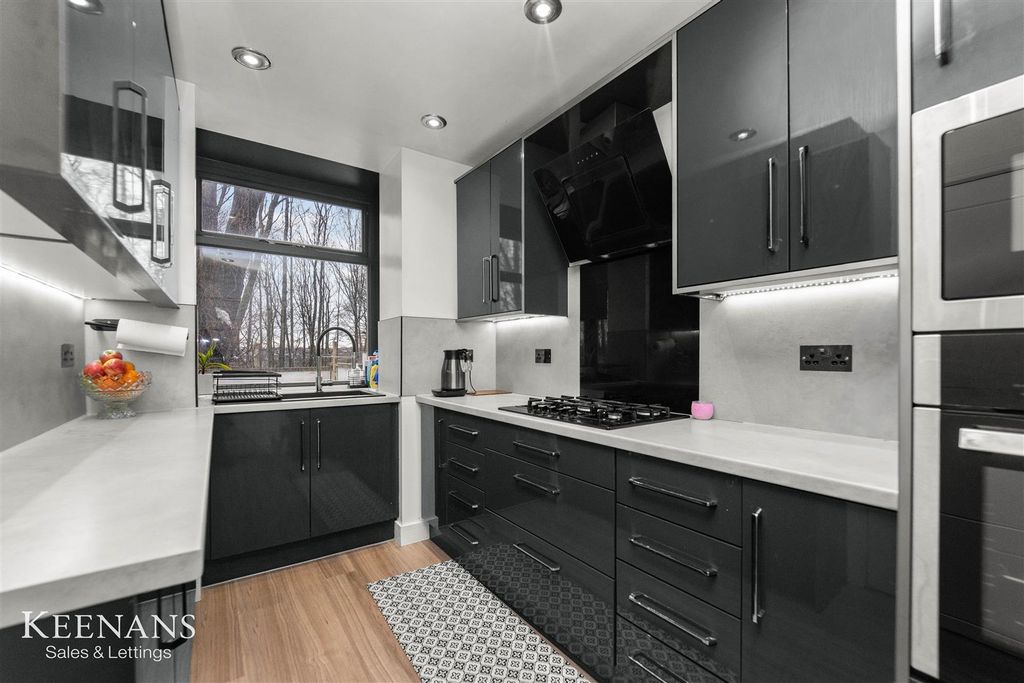 Property photo 3 of 41 3.Jpg