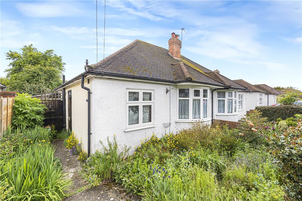 Property photo 1 of 16 Picture No. 11
