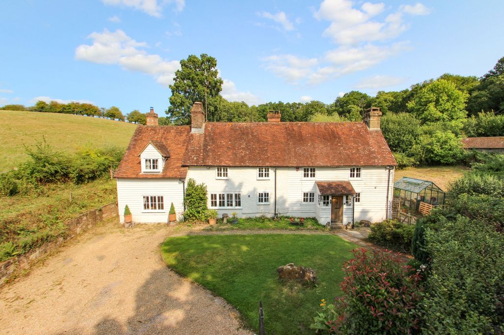 Property photo 1 of 33