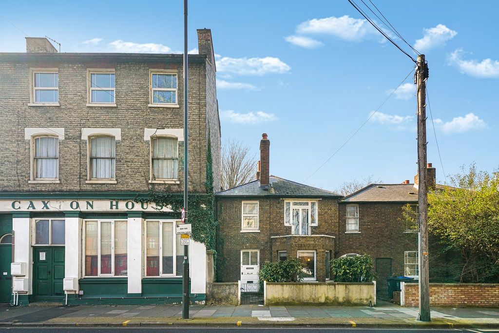 Property photo 1 of 15