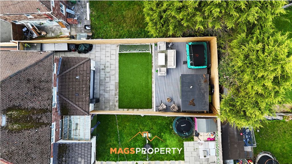 Property photo 3 of 30