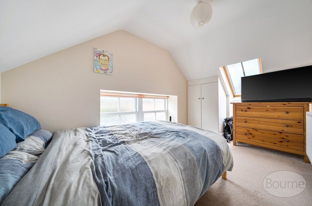 Additional image 6 of 2 bed flat for saleStation Road, Liphook, Hampshire GU30