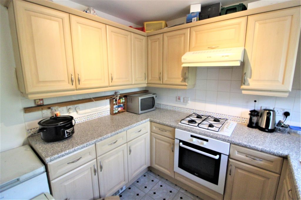 Property photo 3 of 10