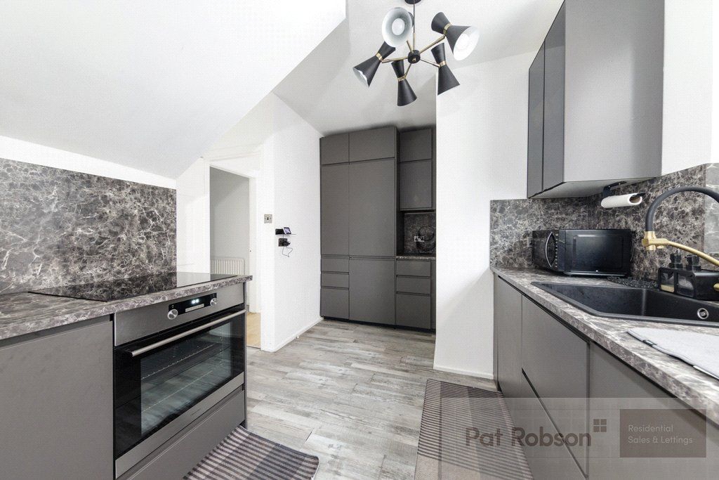 Property photo 2 of 17 Picture 2