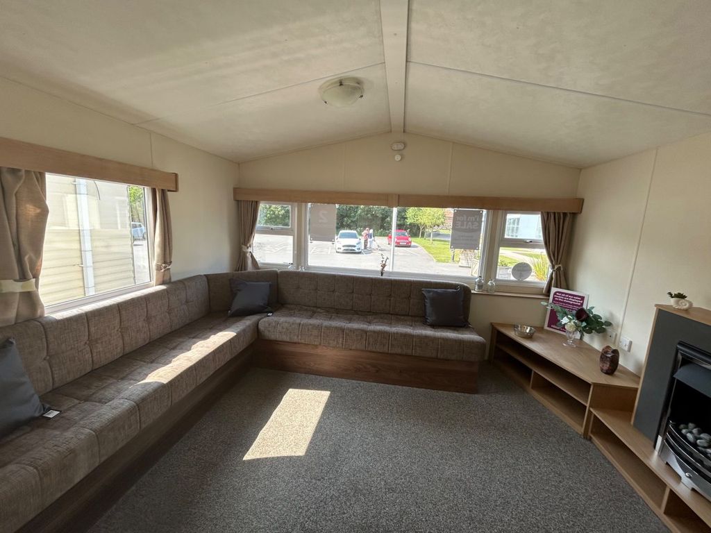 Property photo 1 of 6 Car0055506 - Static Caravan