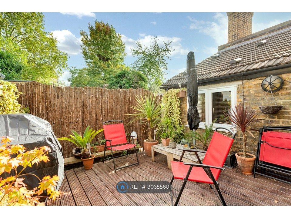 Property photo 3 of 23