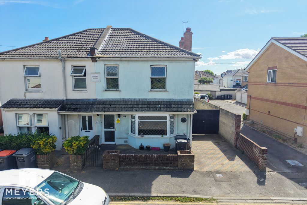 Property photo 1 of 27