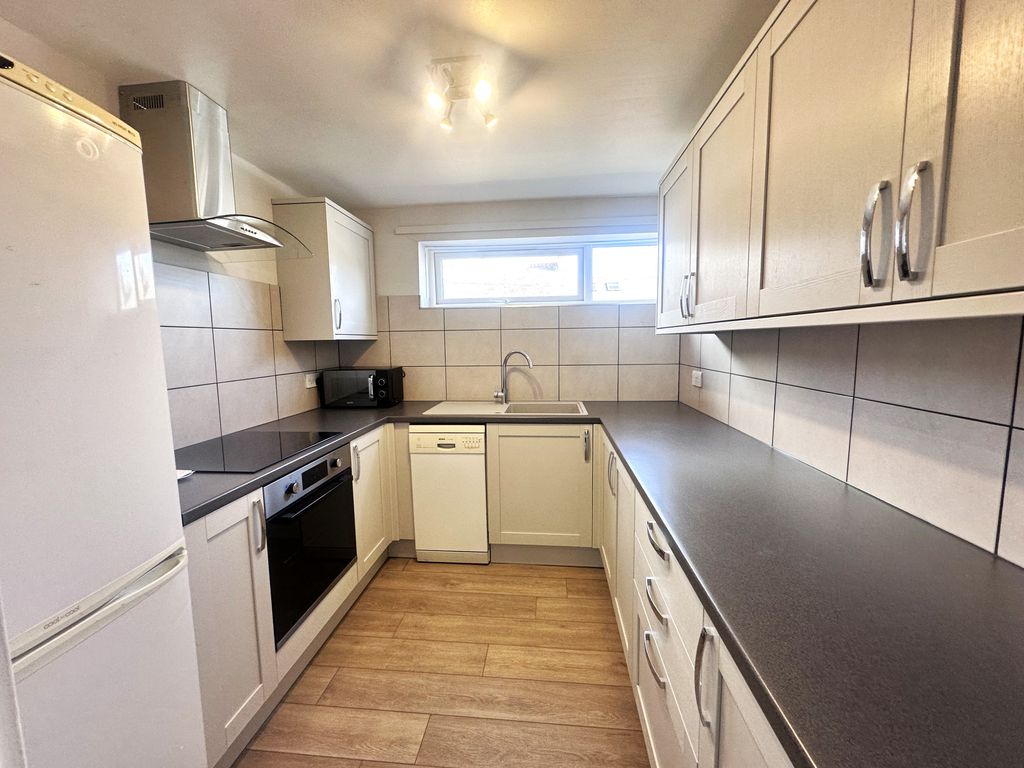 Property photo 1 of 14 Image