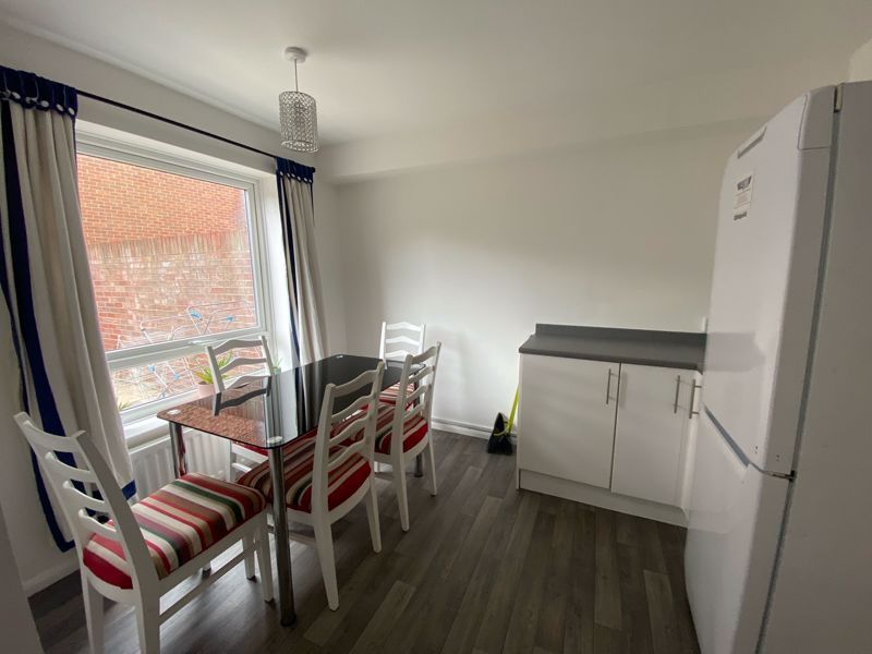 Property photo 3 of 13 Photo 2