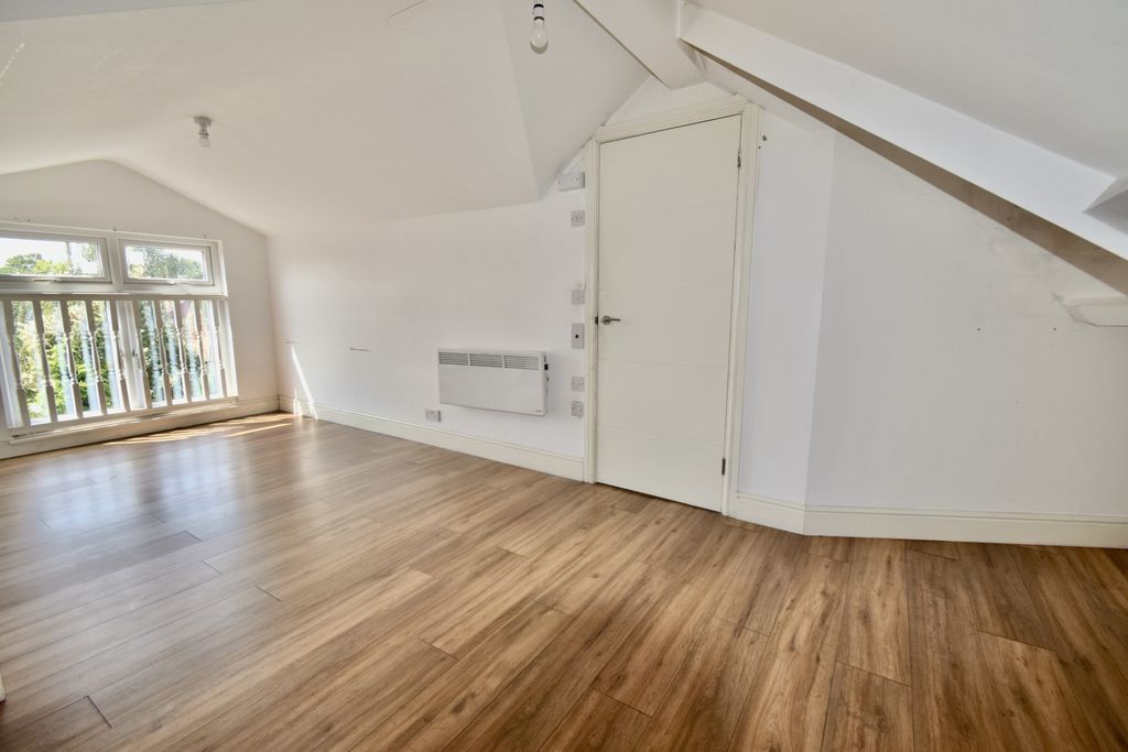 Property photo 3 of 4 Gallery