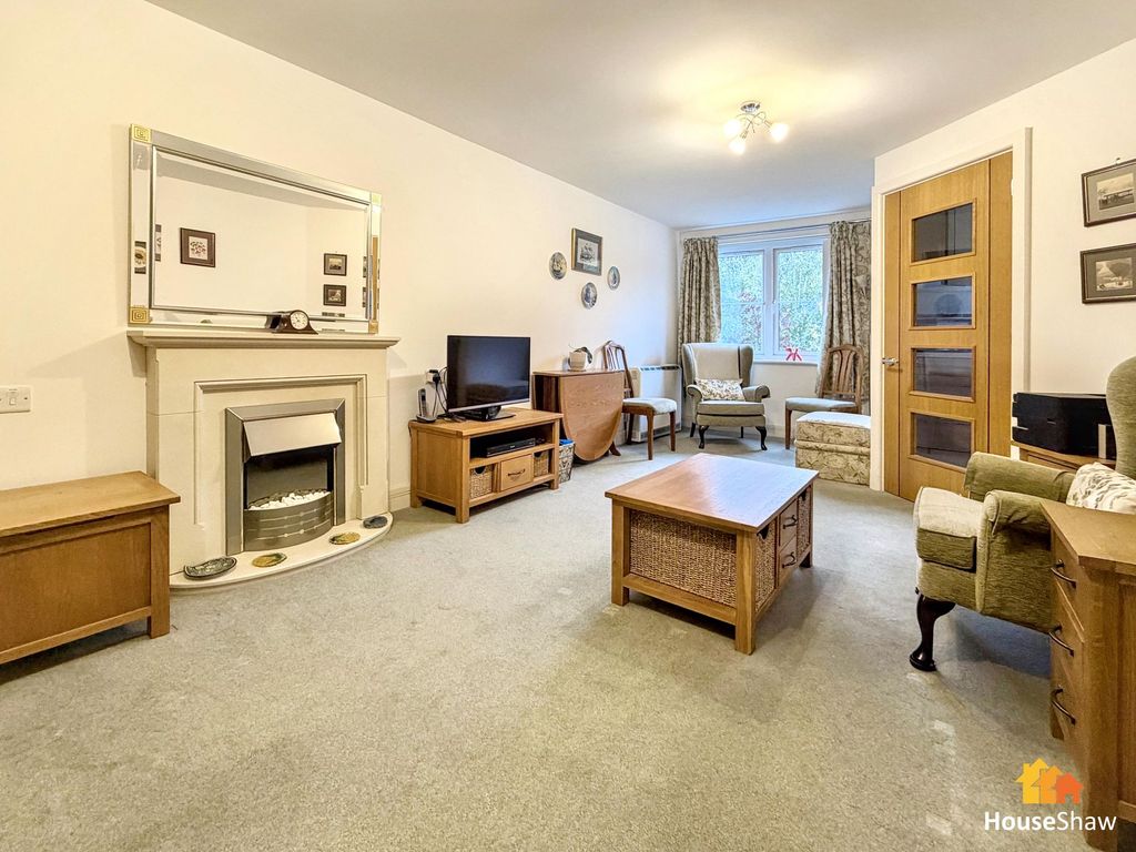 Property photo 1 of 5