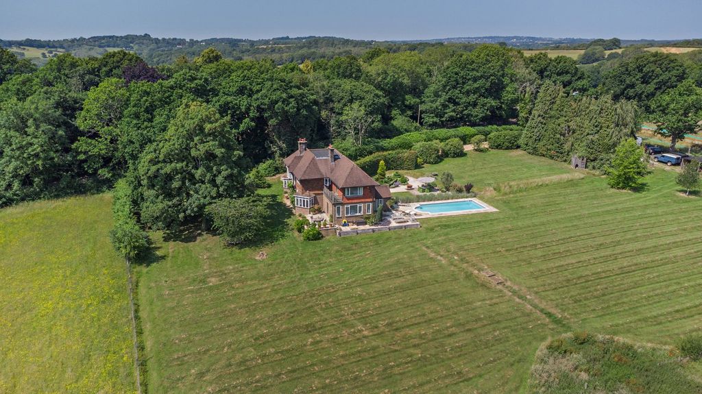 Property photo 1 of 27 Aerial