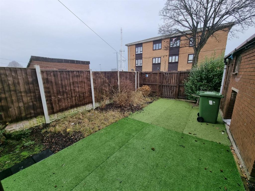 Property photo 3 of 4