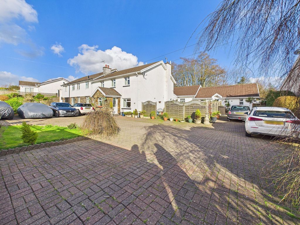 Property photo 1 of 31