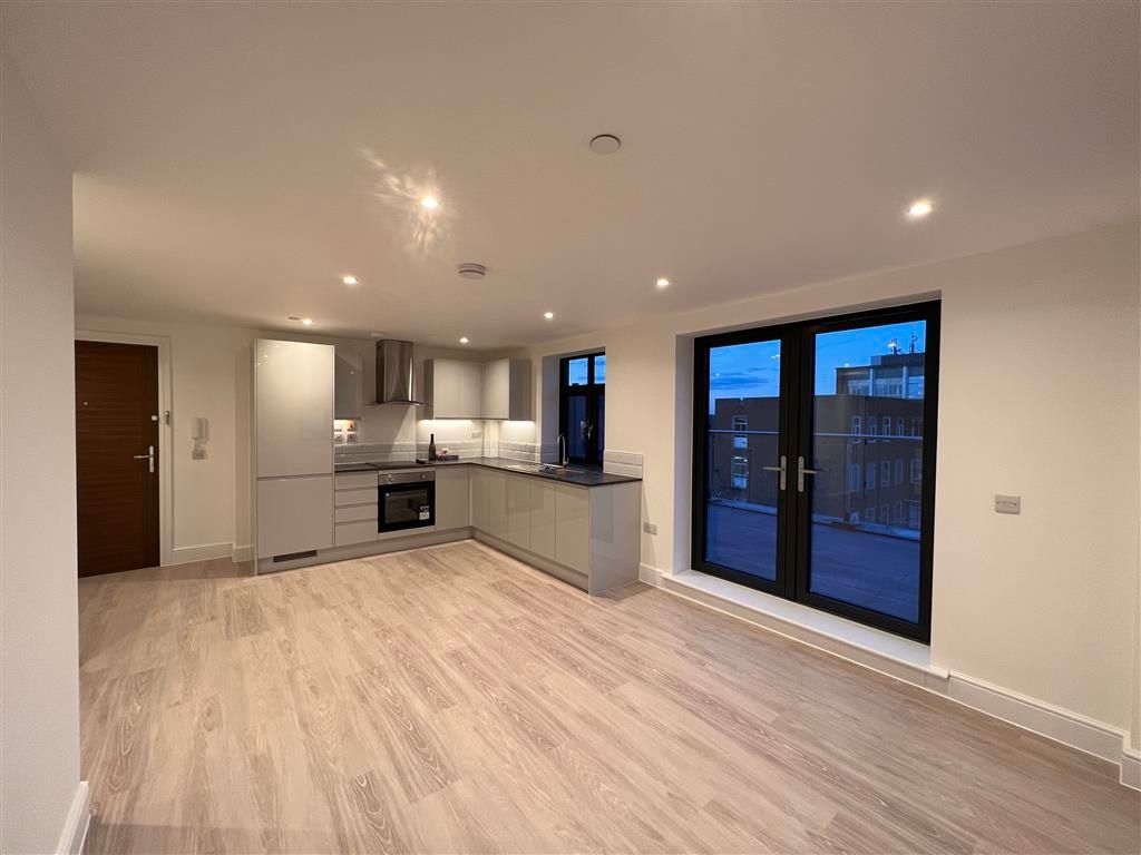 Property photo 1 of 11 Living Room