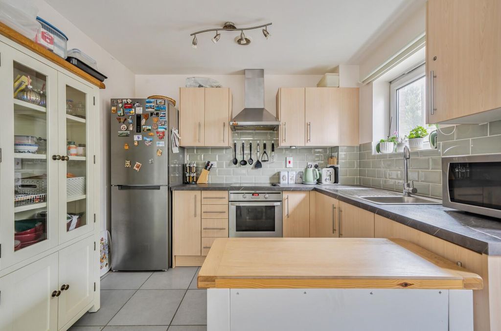 Property photo 3 of 15 1338298-9-689c8Fb577F2F.Jpg
