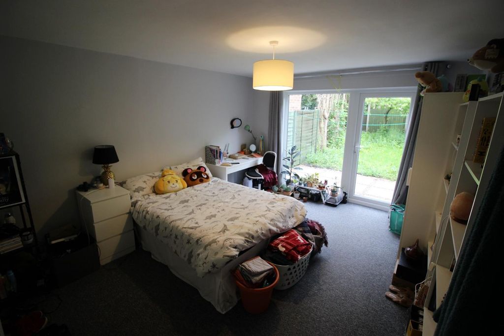 Property photo 2 of 7