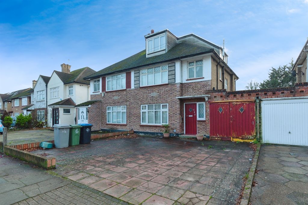 Property photo 1 of 13