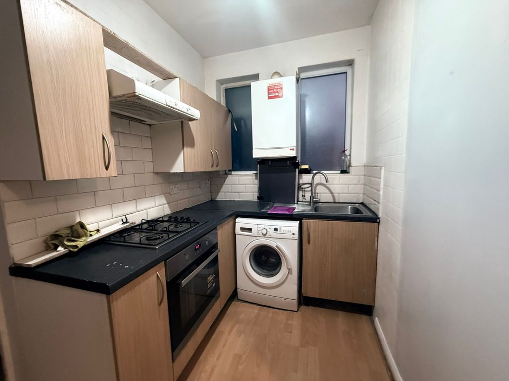 Property photo 3 of 9 Gallery