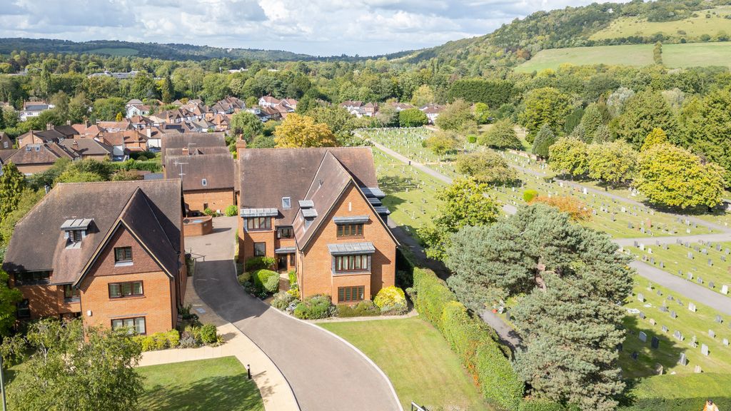 Property photo 1 of 12 Dji_0606
