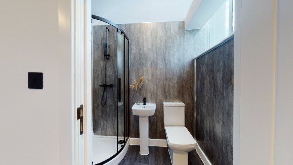 Property photo 3 of 4 7930670.Jpg