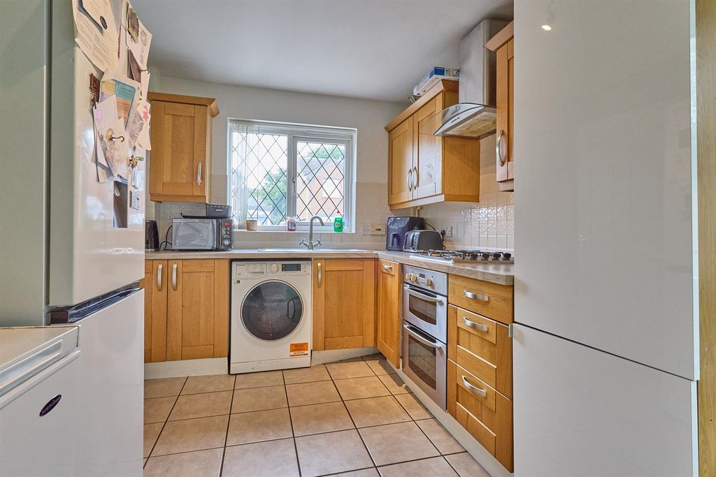 Property photo 2 of 10 Kitchen Diner