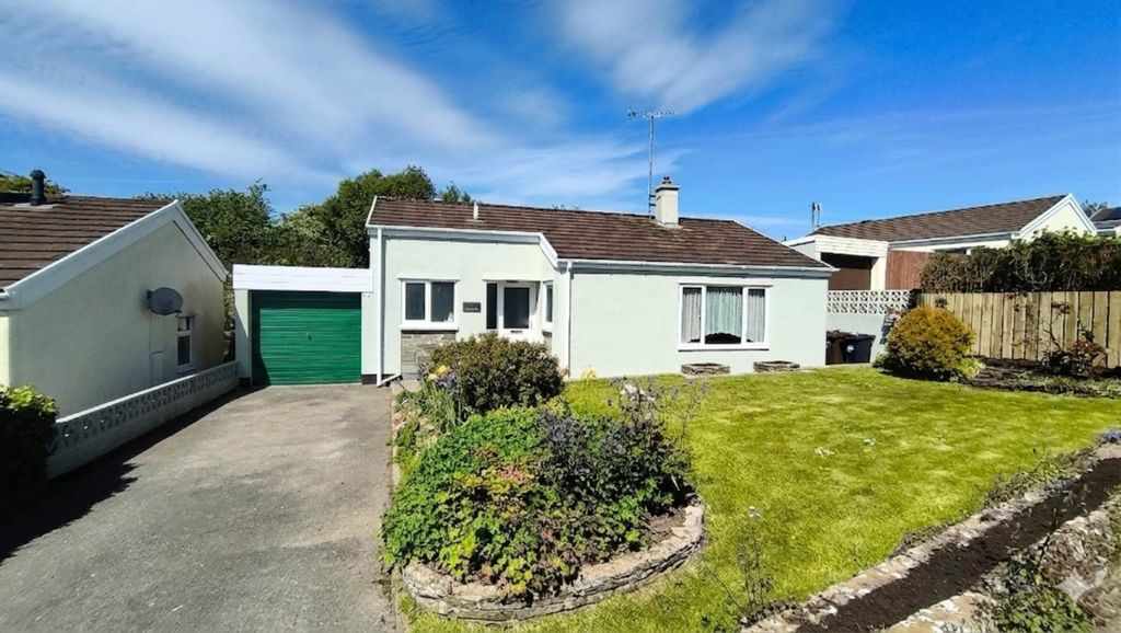 Property photo 1 of 15