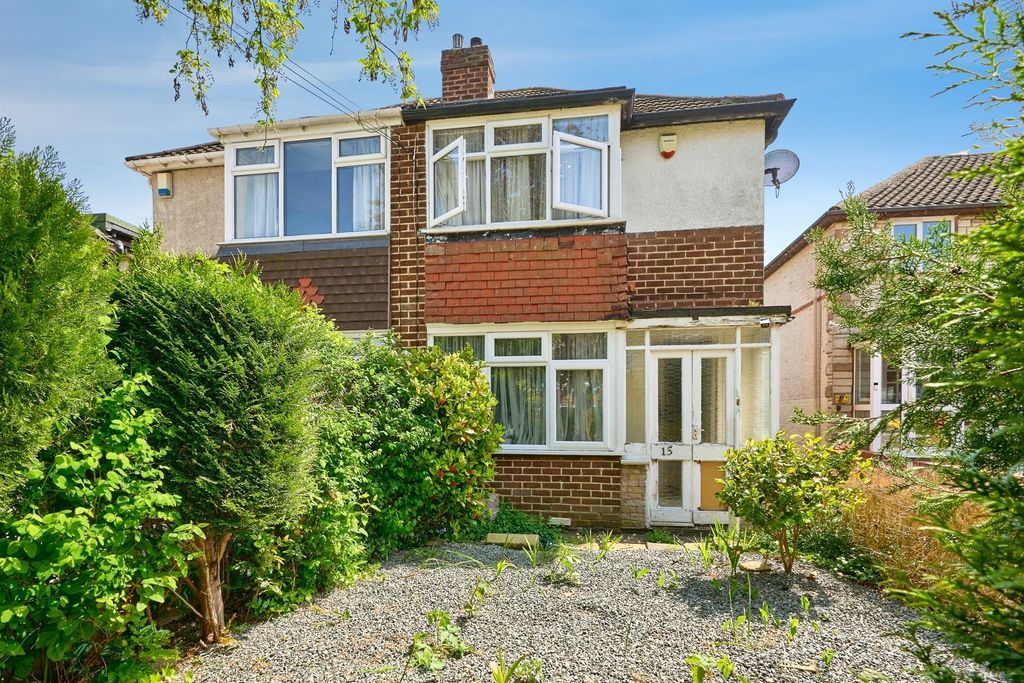 Property photo 1 of 19