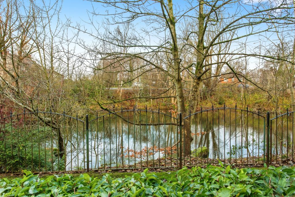 Property photo 1 of 15 Ground Floor