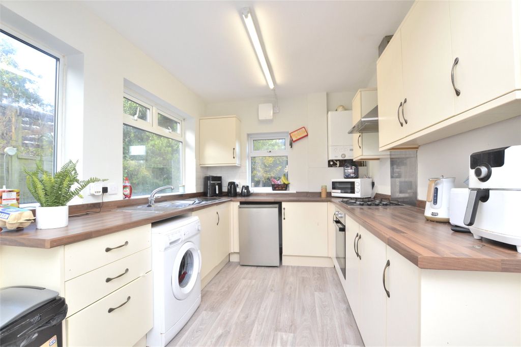 Property photo 1 of 13 Kitchen