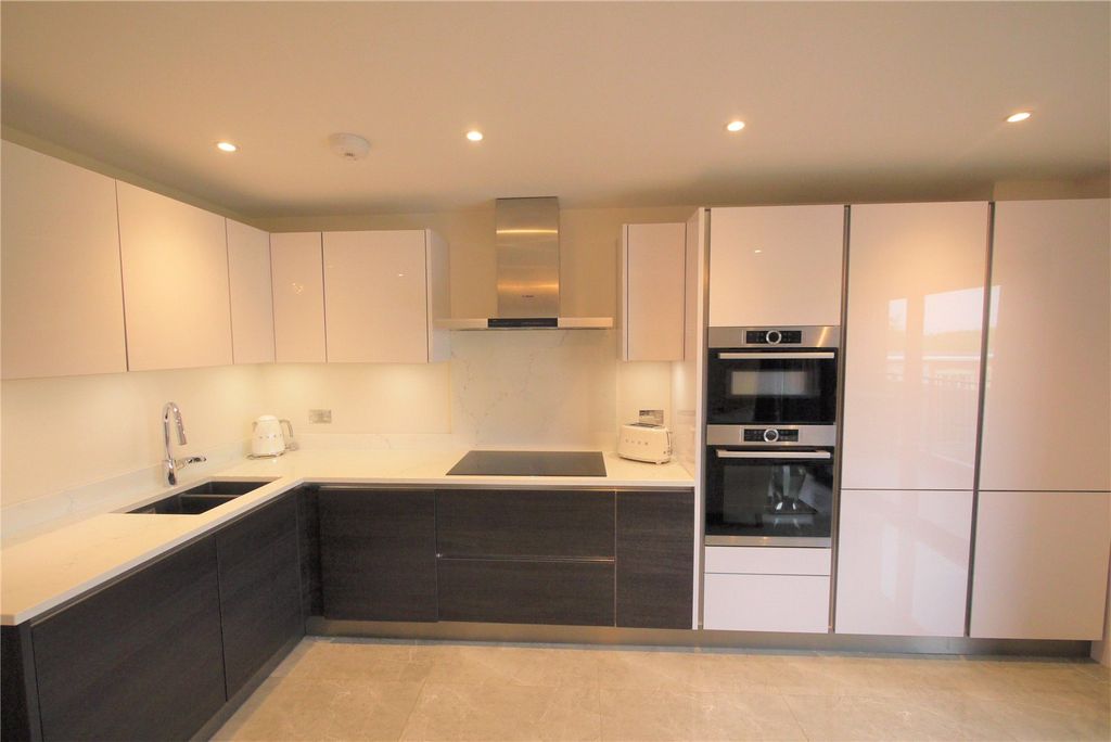 Property photo 2 of 8 Picture No. 02