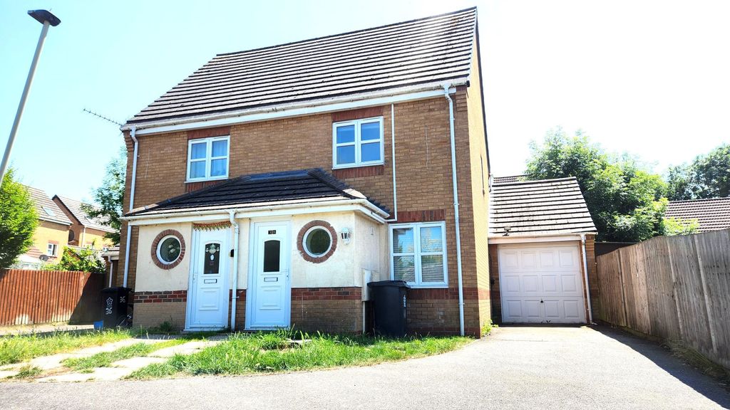 Property photo 1 of 12