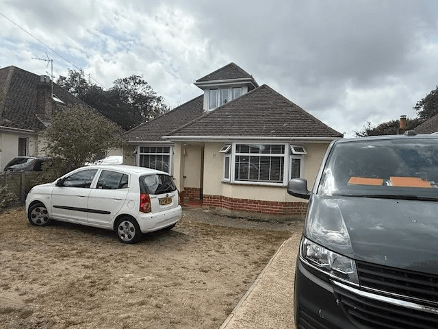 Property photo 2 of 17 Gallery