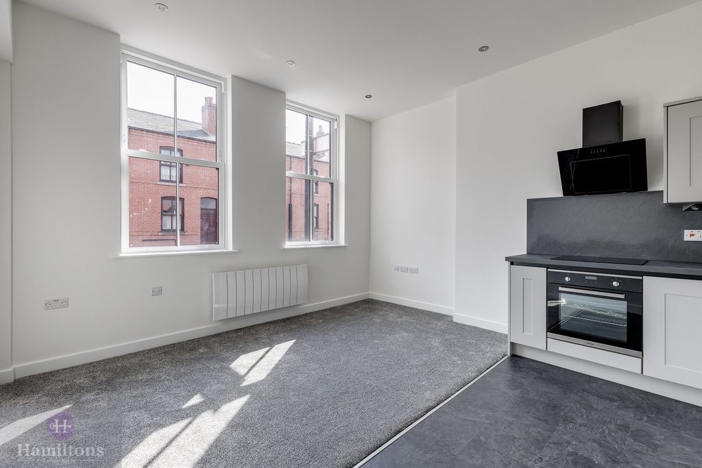 Property photo 2 of 16 Not Specified