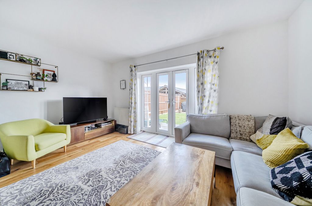 Property photo 2 of 16 1436785-5-69Ca96B...