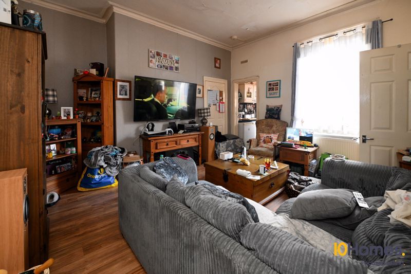 Property photo 2 of 7 Photo 12