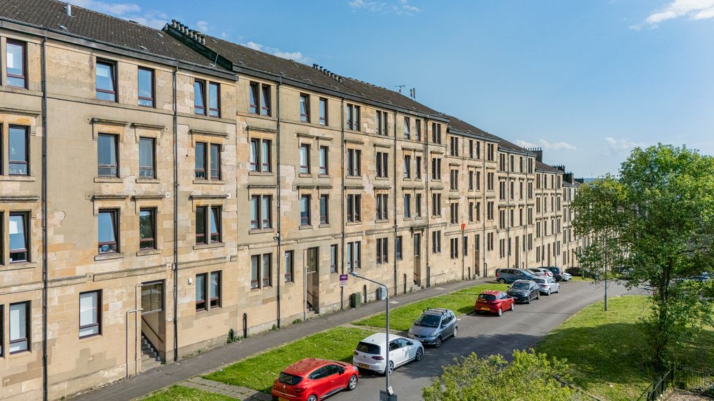 Property photo 1 of 21 2-Print-104 Cardross Street Flat 2.1_22