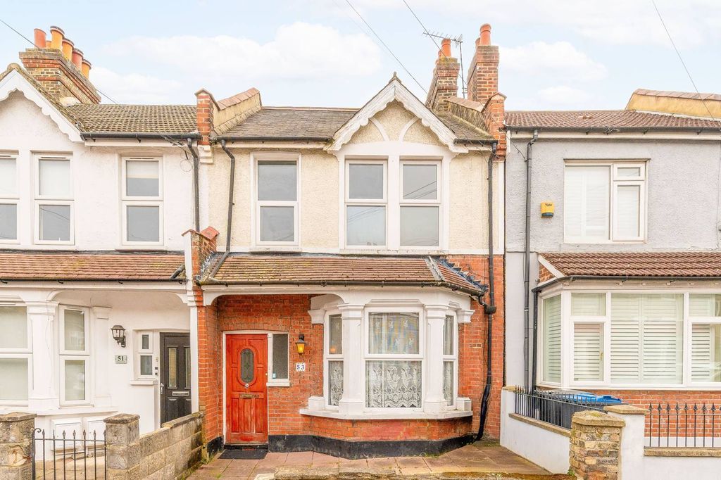 Property photo 2 of 10