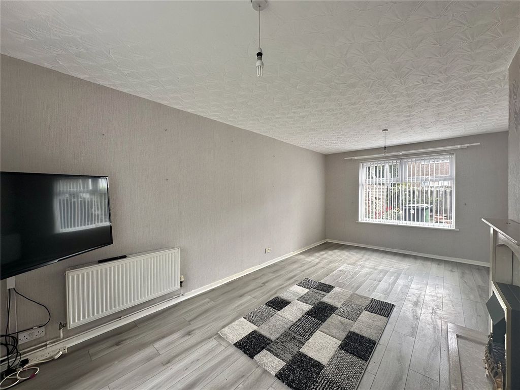 Property photo 2 of 12 Picture No. 05